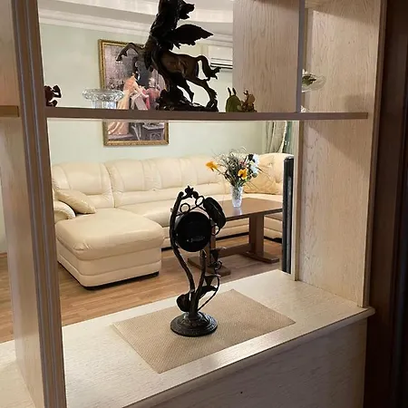 Просторная Квартира, В Комплексе С Бассейном Apartment *